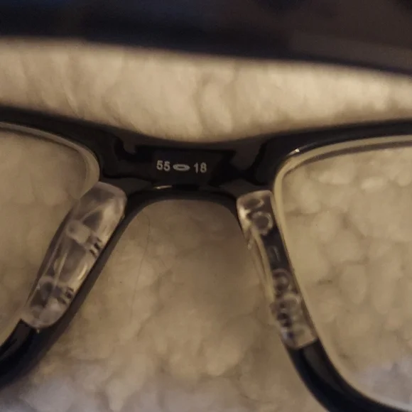 Oakley Airdrop Eyewear in Sleek Black - Picture 6 of 7